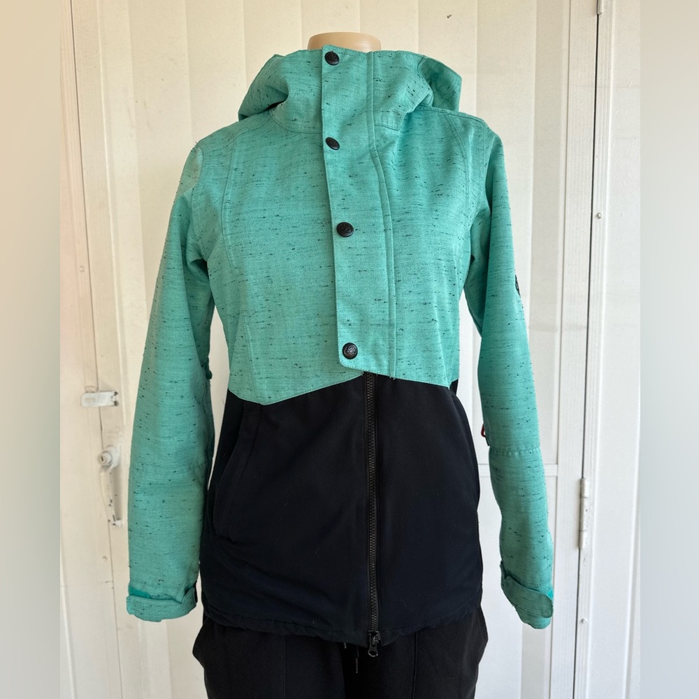686 AUTHENTIC RUMOR INSULATED TEAL JACKET - WOMEN'S SIZE SMALL